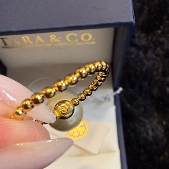 Tory Burch Milgrain Rope Pearl Ring Gold Tone - Picture 5 of 5